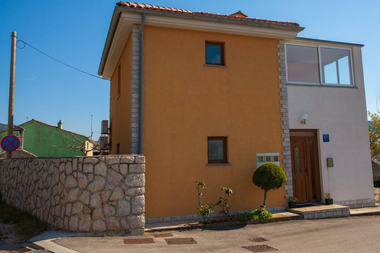 Apartman Madlen Црес Экстерьер фото