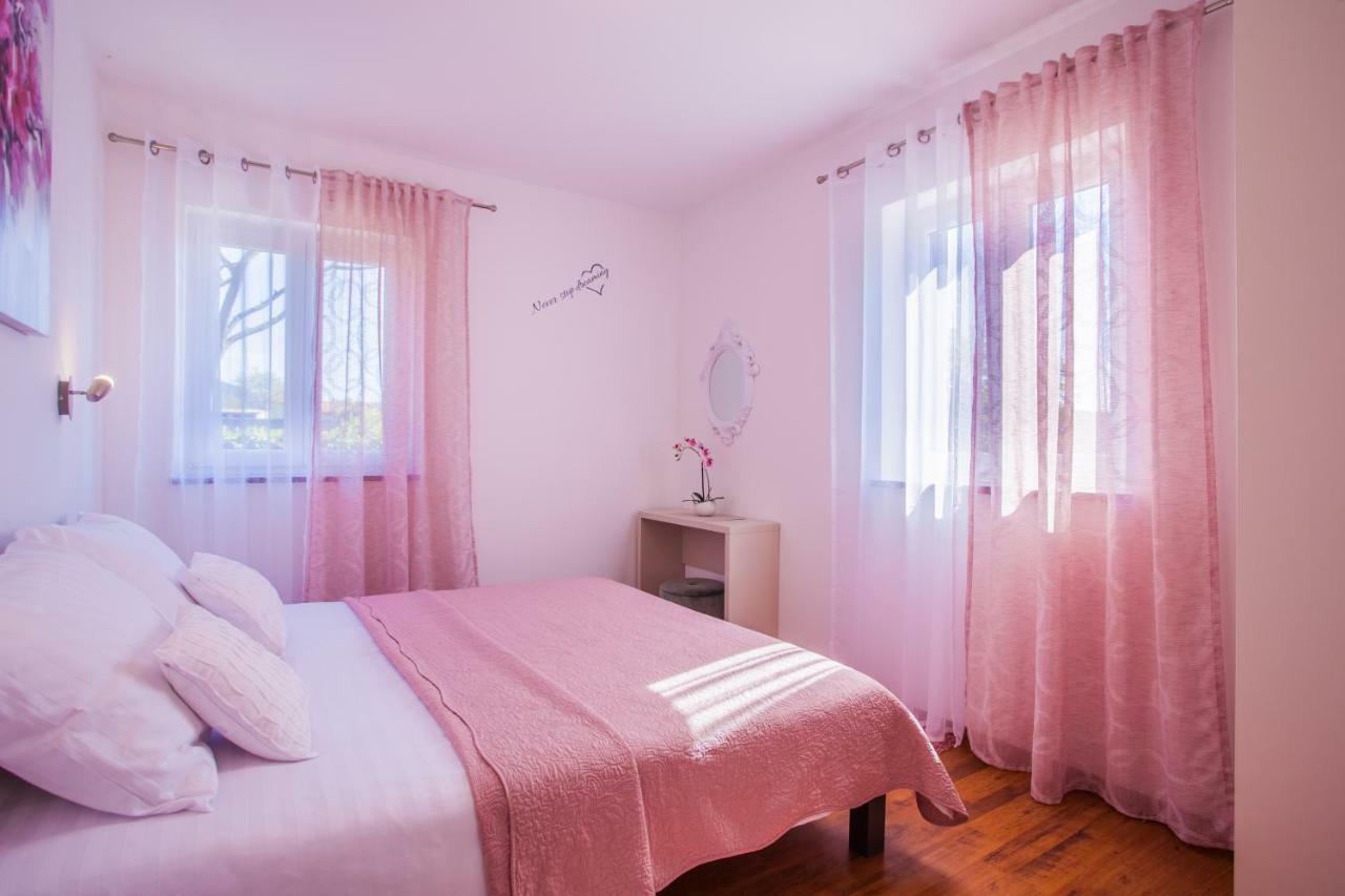 Apartman Madlen Црес Экстерьер фото