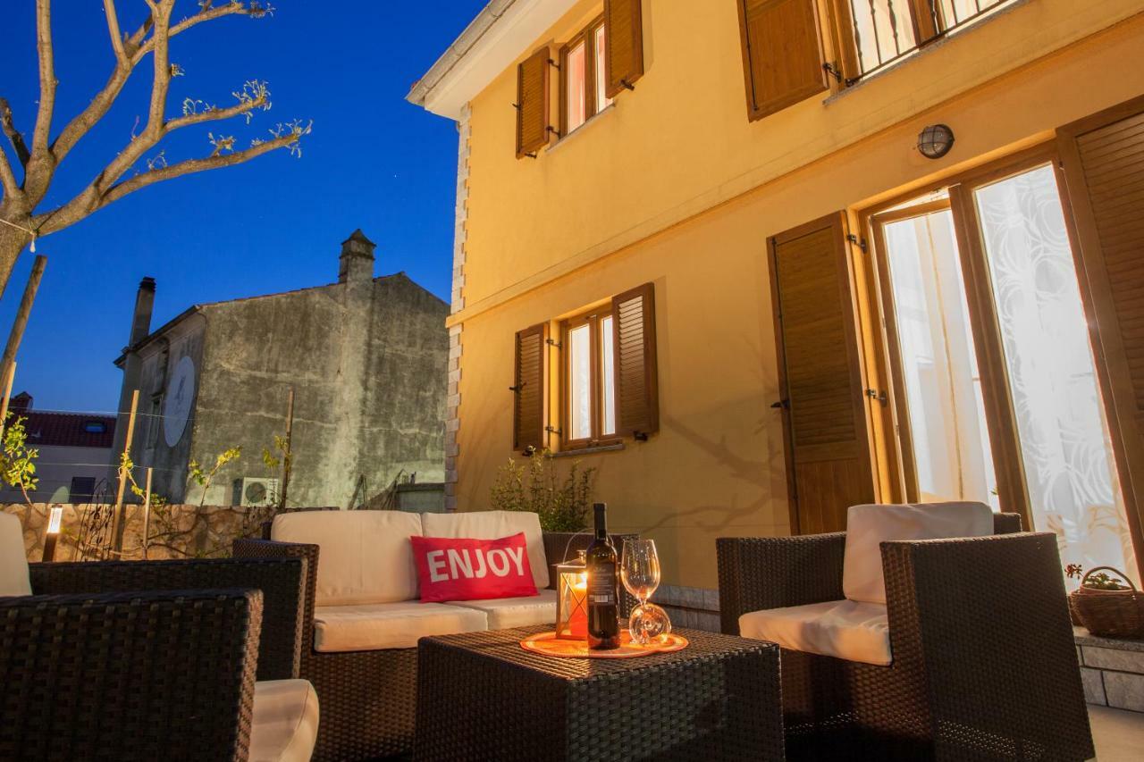 Apartman Madlen Црес Экстерьер фото