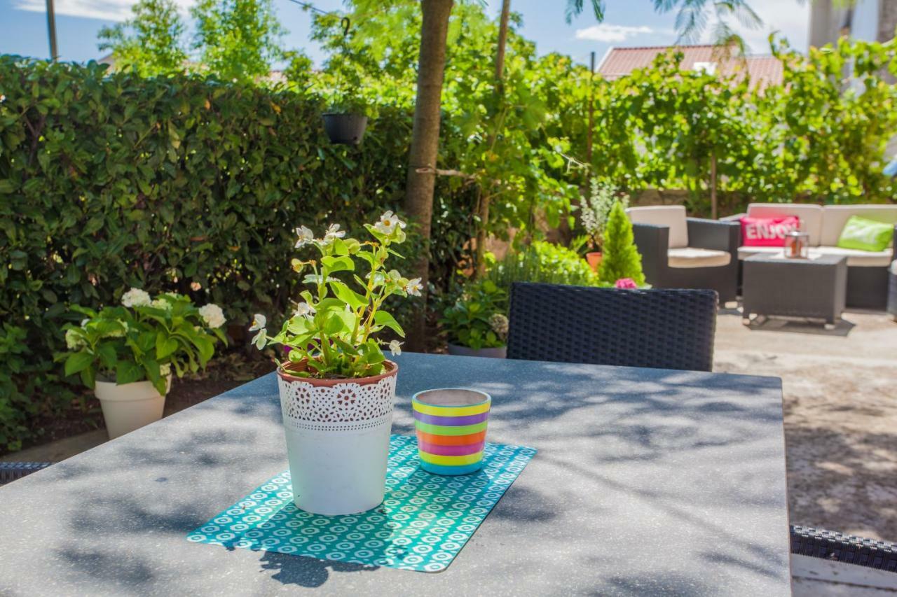 Apartman Madlen Црес Экстерьер фото